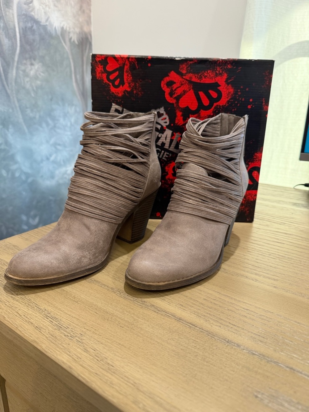 Fergalicious Women’s Taupe Suede Wrap Ankle Boots size 9.5